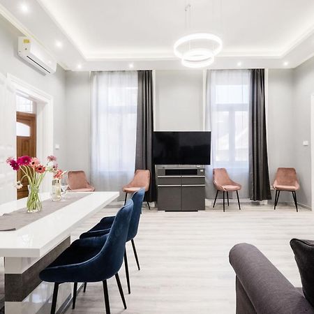 Prime Star Deak Ter Modern Luxury Apartments Budapest Eksteriør bilde